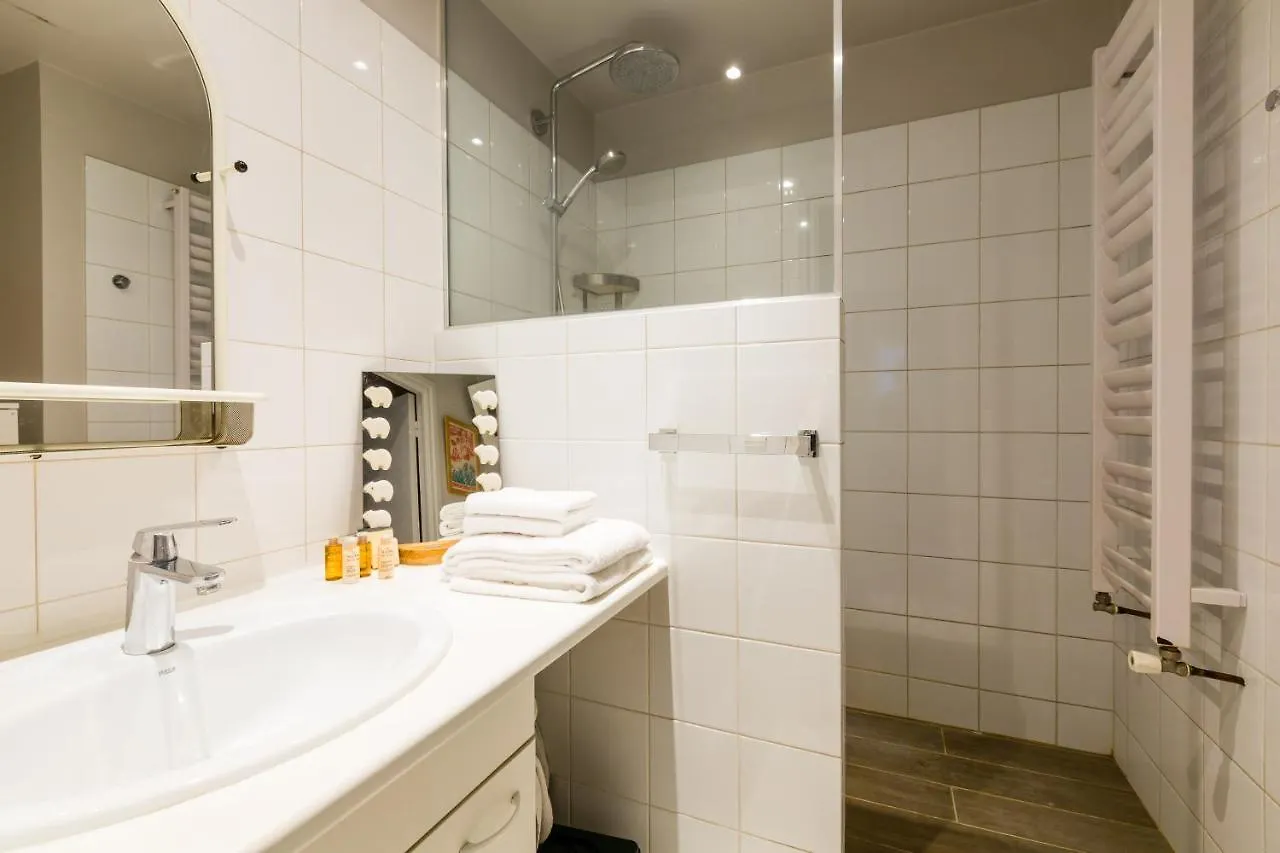 Veeve - Quai Aux Fleurs Apartment Paris 0*,